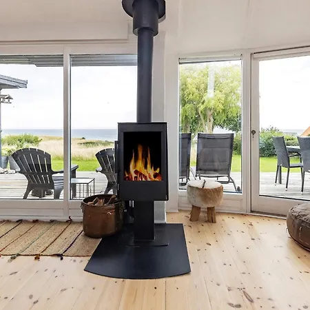 Seaside Bliss In Tranekaer - By Traum Feriehus