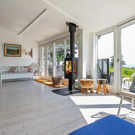 Holiday home 8 Person In Tranekaer *