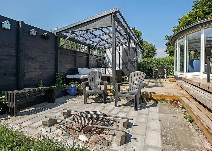 Seaside Bliss In Tranekaer - By Traum