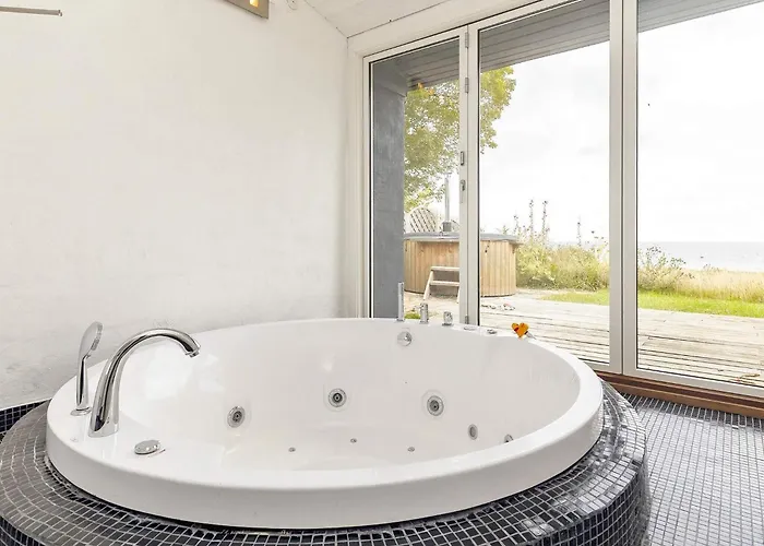 Seaside Bliss In Tranekaer - By Traum * Fæbæk